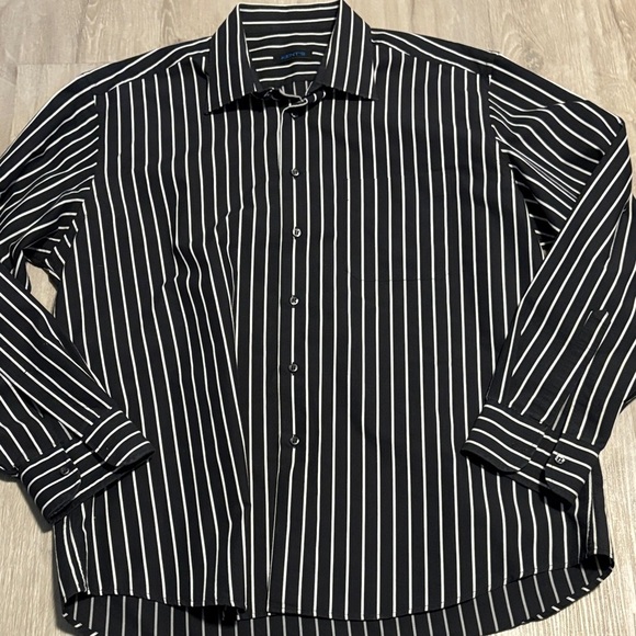Classic Black and White Striped Men's Shirt - Picture 1 of 3